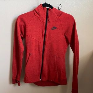 NIKE tech sweater